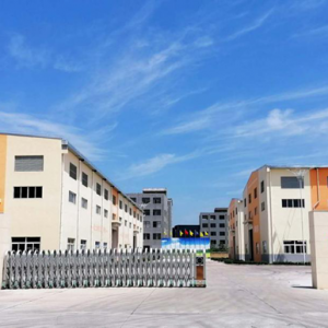 勇于在危機(jī)中育新機(jī)，在變局中開(kāi)新局